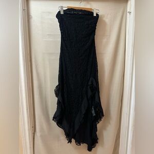 Silence + Noise Black Lace Strapless Dress | Ruffle Hem | Size M